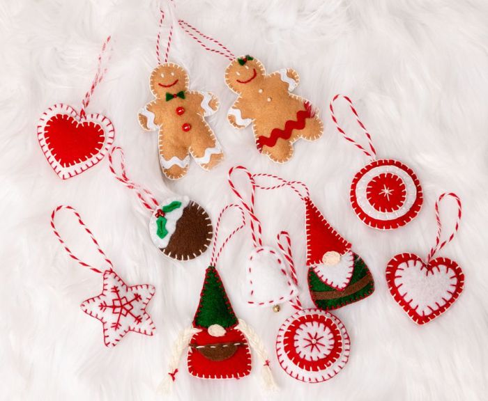 Diy felt christmas decorations