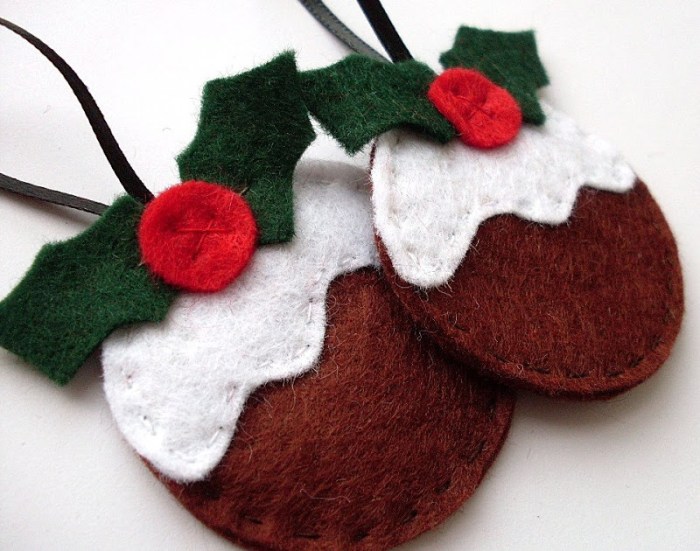 Diy felt christmas ornaments