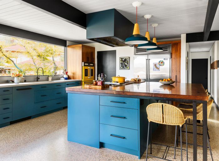 Kitchen decor ideas blue