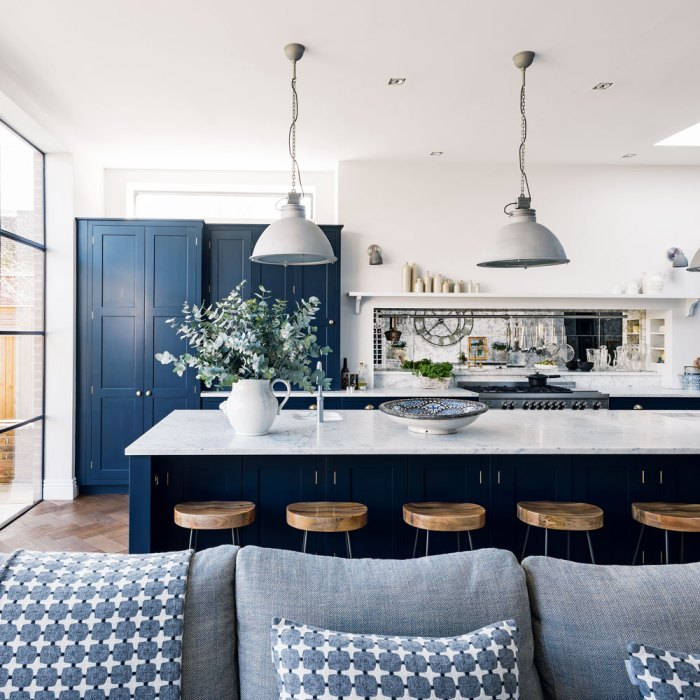 Blue white kitchen decor